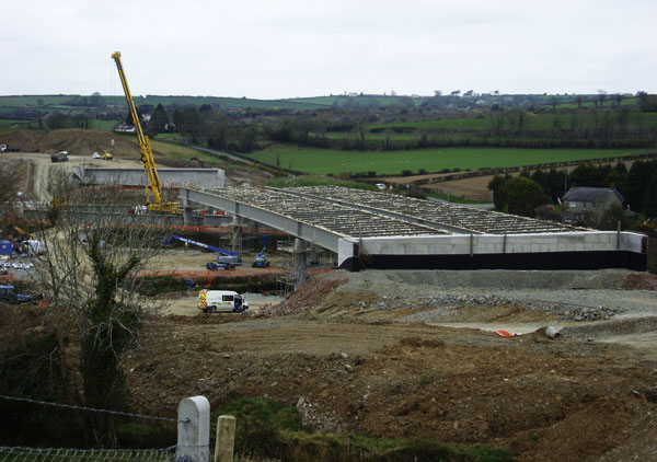 Viaducts bypass Newry on new A1 link road