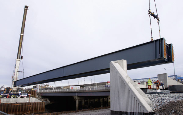 Kelvin bridged by longest span girder