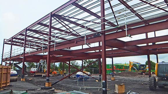 Steel goes up at Oakbank Primary School