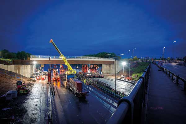 Bridge installed for East Midlands inland port