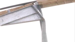 Restraints around portal frames – newsteelconstruction.com