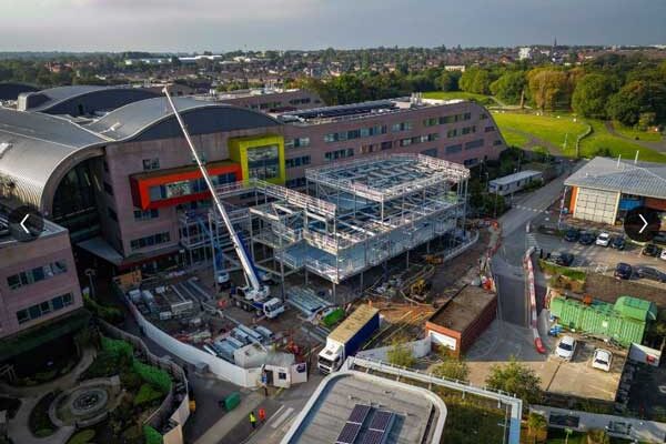 Steel extension for Liverpool children’s hospital
