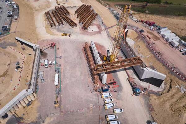 Steel supports A417 environmental bridge