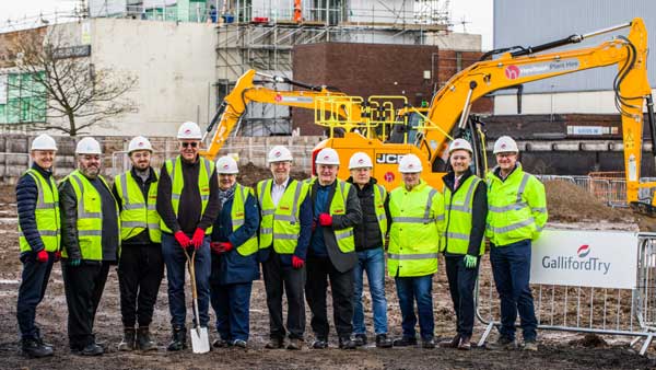 Spades in the ground for Thornaby leisure centre