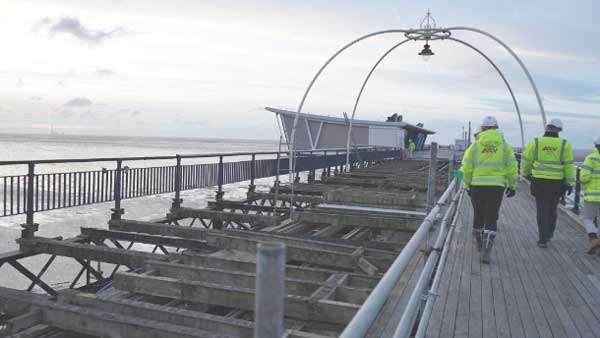 Steelwork repairs begin on Southport Pier 